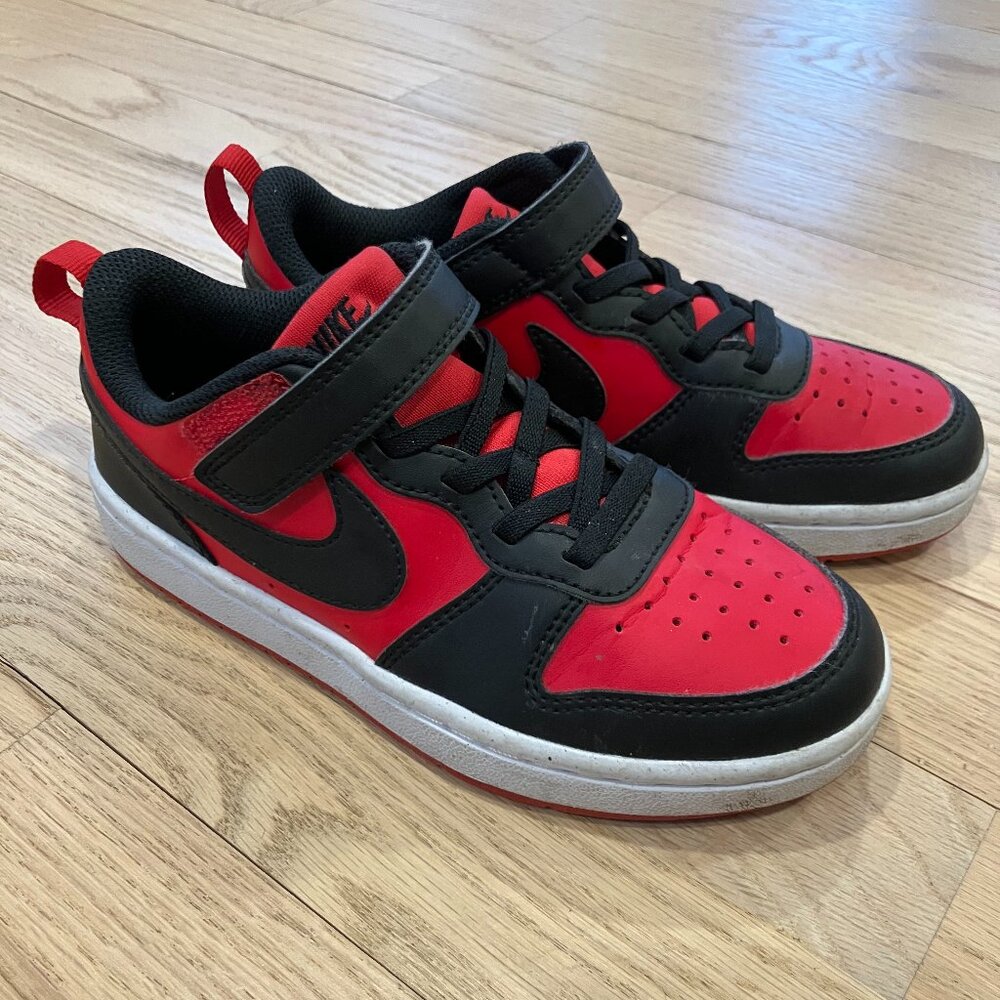 EUC Like New Nike Sneakers